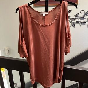 Green Envelope Terracotta Cold Shoulder Top NWOT #242
